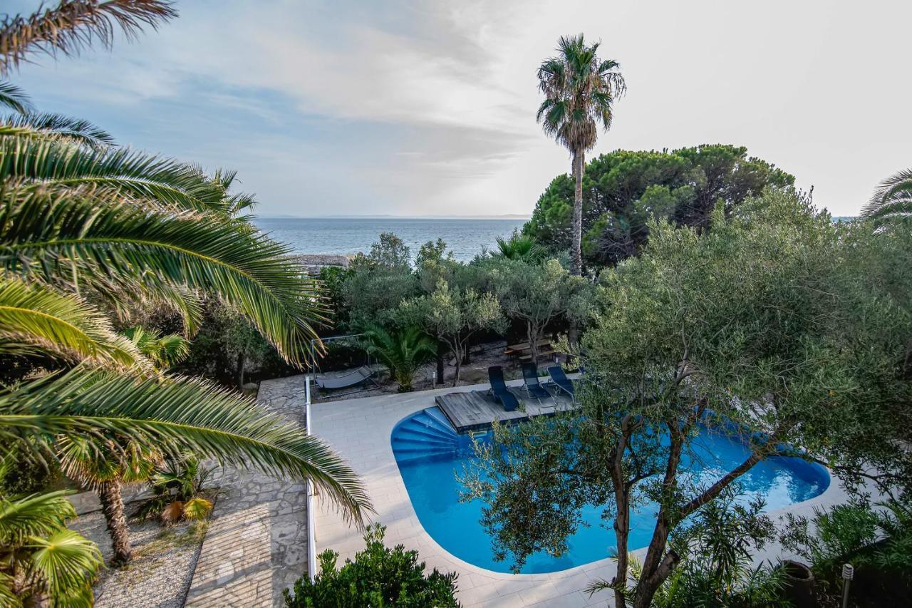 Beach Boy & Pool Girl Apartments Vir Εξωτερικό φωτογραφία